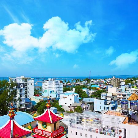 Quang Trung Phu Quoc Hotel Екстериор снимка