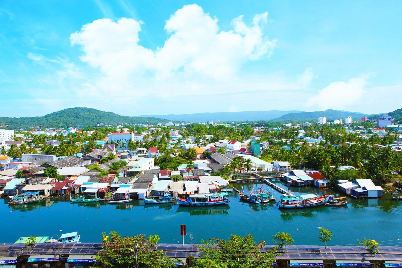 Quang Trung Phu Quoc Hotel Екстериор снимка